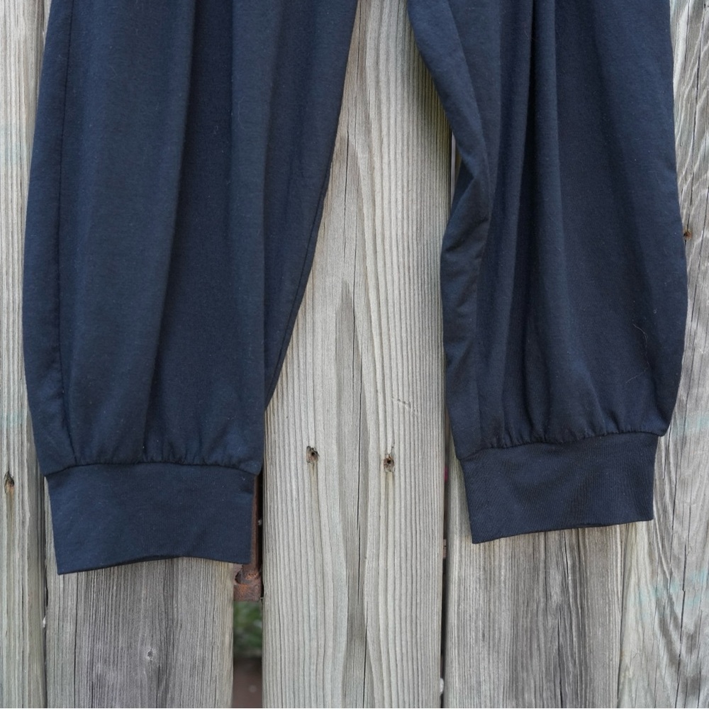 REEBOK BLACK GENIE TROUSERS JOGGERS MEDIUM - Picture 3 of 7